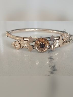 Antique Vintage Victorian Gold Flower Garnet Bypass Bangle Bracelet Hinged